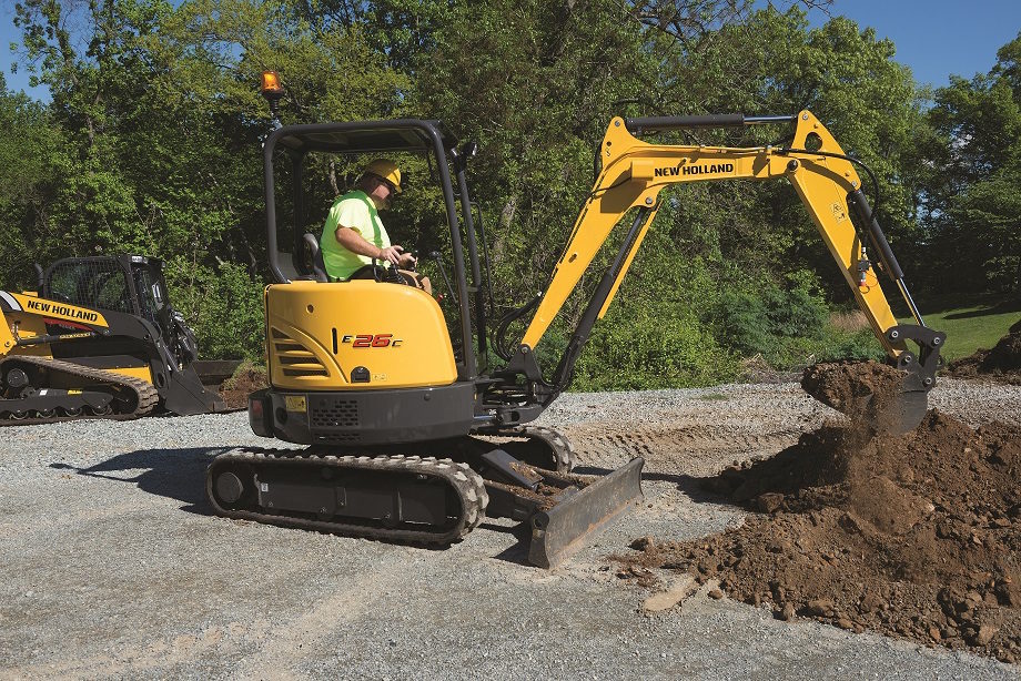 New Holland Construction Showcases New Full Line of Mini Excavators at ...