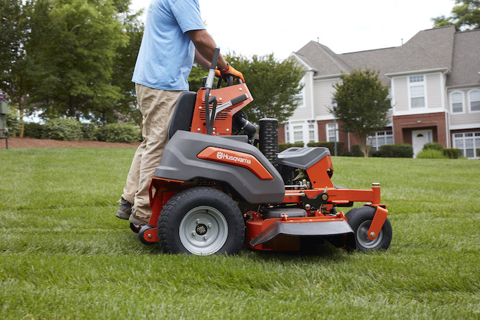 Standing up lawn deals mower